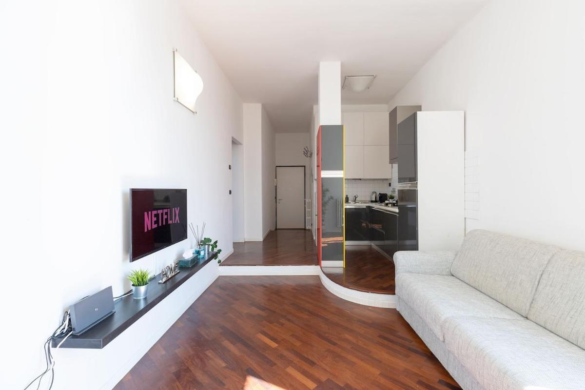 Ale Apartment Castello Imperatore -Parking Disponibile- Prato  Zewnętrze zdjęcie